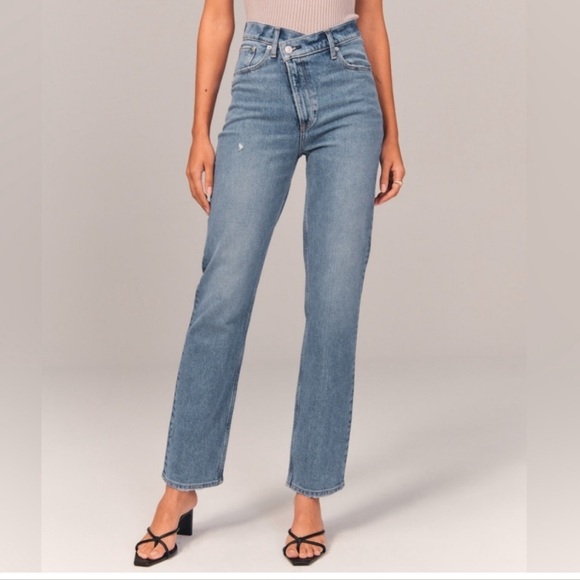 Abercrombie & Fitch Denim - Abercrombie & Fitch The 90’s Straight Ultra High Rise Jeans Size 25